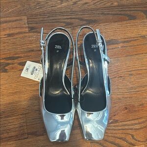 Zara Women's Metallic Silver Heels